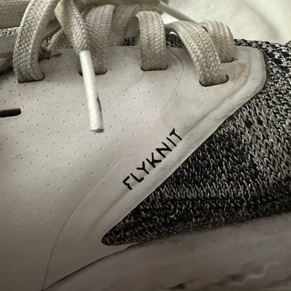 Nike Odyssey React Flyknit 2 - Picture 5 of 7